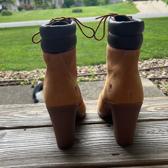 Timberland Heeled Boots - Picture 4 of 6